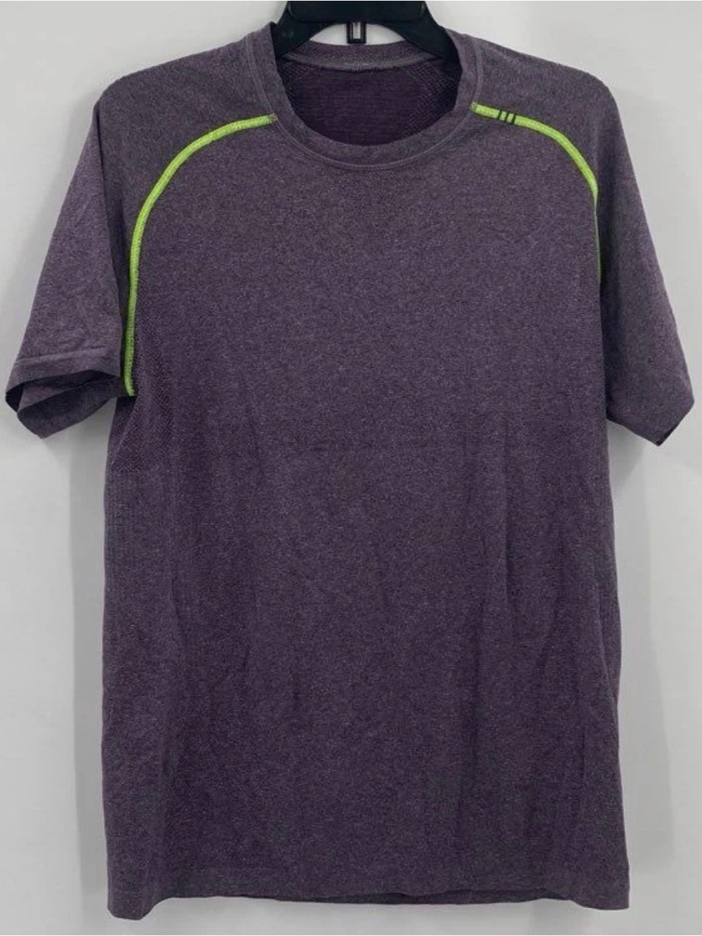 Men's Lululemon Athletic Crew Neck Tee in Dark Purple with Lime Accents size M